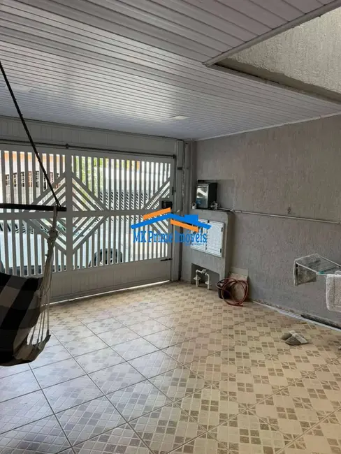 Foto 2 de Sobrado com 3 quartos à venda, 245m2 em Metalúrgicos, Osasco - SP