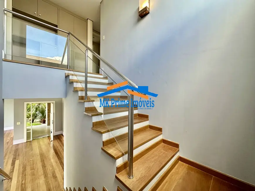 Casa de Condomínio com 4 quartos para alugar, 494m2 em Pousada dos Bandeirantes, Carapicuiba - SP - imagem 9 Foto 9 de Casa de Condomínio com 4 quartos para alugar, 494m2 em Pousada dos Bandeirantes, Carapicuiba - SP