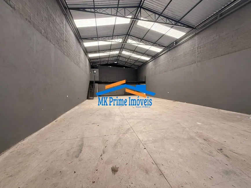 Foto 1 de Armazém / Galpão para alugar, 370m2 em km 18, Osasco - SP