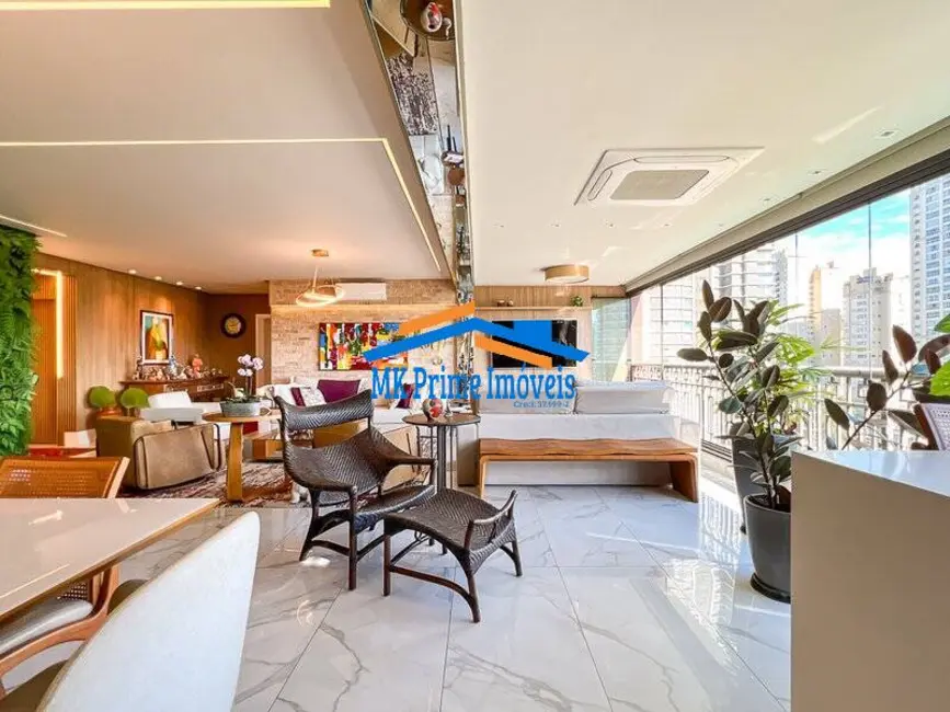 Foto 3 de Apartamento com 3 quartos à venda, 228m2 em Green Valley Alphaville, Barueri - SP
