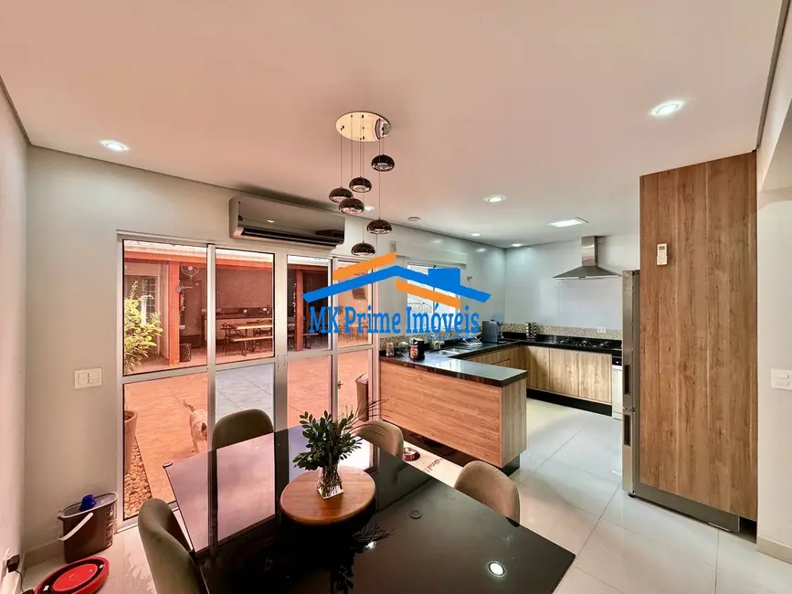 Casa de Condomínio com 3 quartos à venda, 97m2 em Jardim Pioneiro, Cotia - SP - imagem 9 Foto 9 de Casa de Condomínio com 3 quartos à venda, 97m2 em Jardim Pioneiro, Cotia - SP