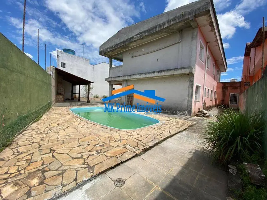 Foto 1 de Sobrado com 6 quartos para alugar, 500m2 em km 18, Osasco - SP