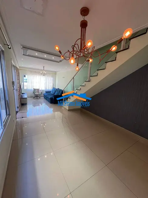 Foto 2 de Casa com 3 quartos à venda, 200m2 em Jardim das Flores, Osasco - SP