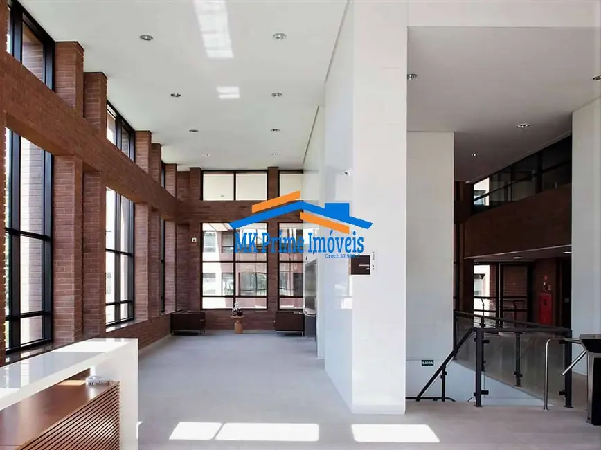 Foto 8 de Sala Comercial para alugar, 136m2 em Jardim Lambreta, Cotia - SP