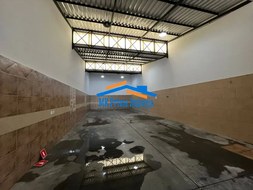 Foto 3 de Armazém / Galpão para alugar, 210m2 em Vila Anastácio, São Paulo - SP