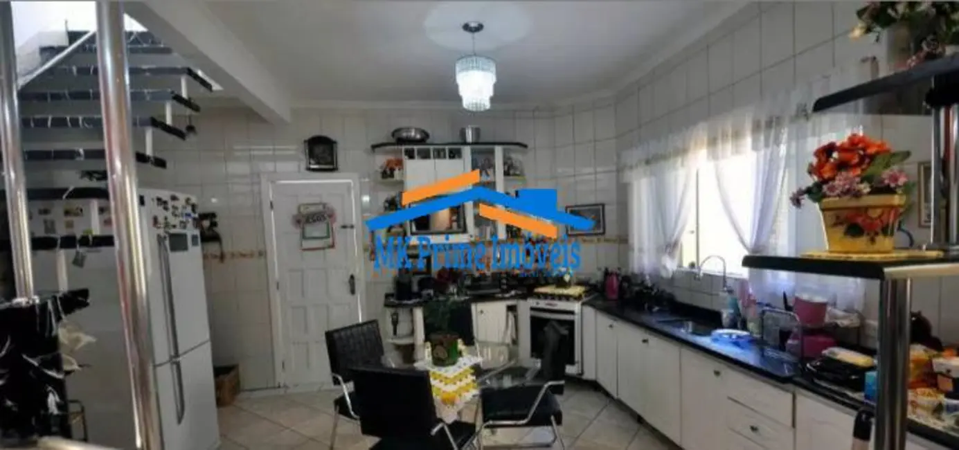 Foto 5 de Sobrado com 4 quartos à venda, 250m2 em Jaguaribe, Osasco - SP