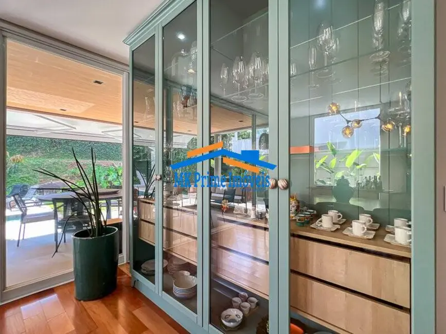 Casa de Condomínio com 4 quartos à venda, 376m2 em Alphaville, Santana De Parnaiba - SP - imagem 9 Foto 9 de Casa de Condomínio com 4 quartos à venda, 376m2 em Alphaville, Santana De Parnaiba - SP