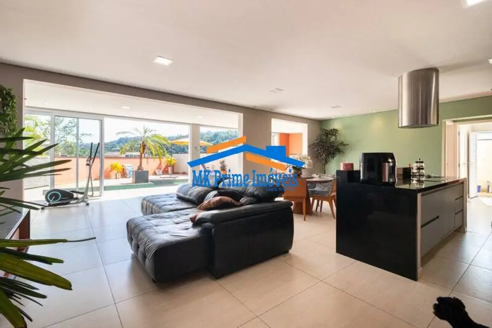 Casa de Condomínio com 3 quartos à venda, 280m2 em Alphaville, Santana De Parnaiba - SP - imagem 5 Foto 5 de Casa de Condomínio com 3 quartos à venda, 280m2 em Alphaville, Santana De Parnaiba - SP