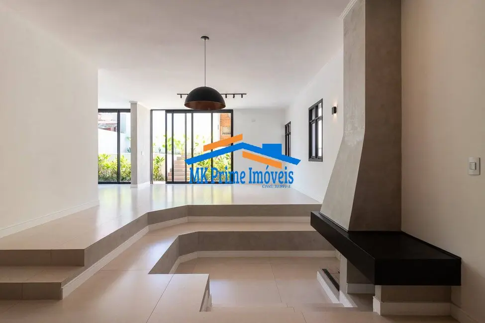 Casa de Condomínio com 5 quartos à venda, 315m2 em Alphaville, Santana De Parnaiba - SP - imagem 9 Foto 9 de Casa de Condomínio com 5 quartos à venda, 315m2 em Alphaville, Santana De Parnaiba - SP
