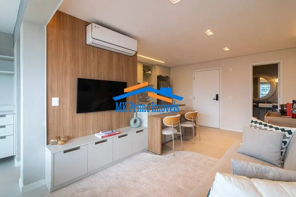 Foto 2 de Apartamento com 2 quartos para alugar, 90m2 em Barueri - SP
