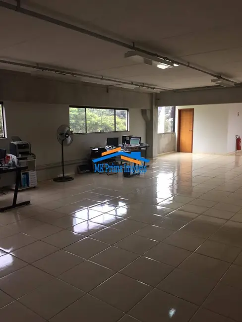 Armazém / Galpão para alugar, 3000m2 em Aracariguama - SP - imagem 6 Foto 6 de Armazém / Galpão para alugar, 3000m2 em Aracariguama - SP