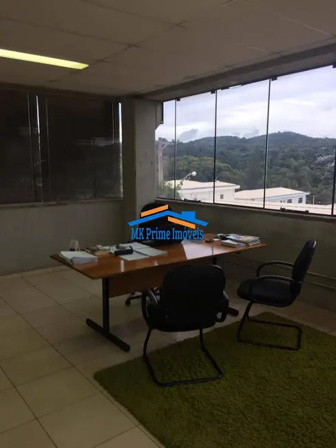 Armazém / Galpão para alugar, 3000m2 em Aracariguama - SP - imagem 3 Foto 3 de Armazém / Galpão para alugar, 3000m2 em Aracariguama - SP