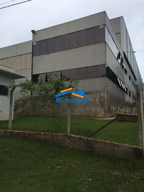 Armazém / Galpão para alugar, 3000m2 em Aracariguama - SP - imagem 1 Foto 1 de Armazém / Galpão para alugar, 3000m2 em Aracariguama - SP