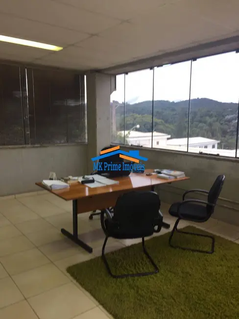 Armazém / Galpão para alugar, 3000m2 em Aracariguama - SP - imagem 5 Foto 5 de Armazém / Galpão para alugar, 3000m2 em Aracariguama - SP