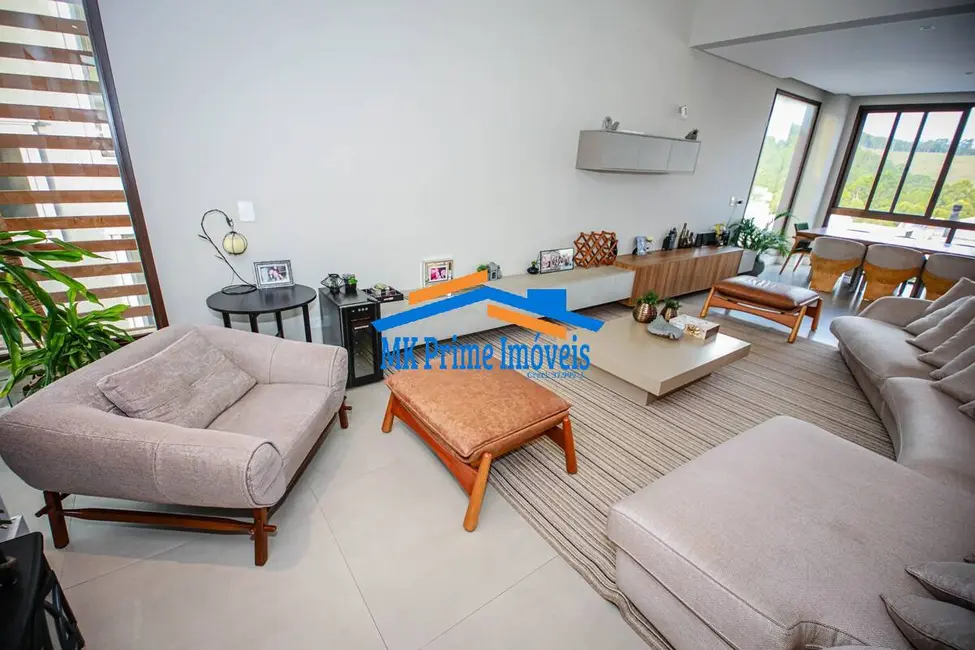 Foto 3 de Casa de Condomínio com 4 quartos para alugar, 440m2 em Tamboré, Santana De Parnaiba - SP