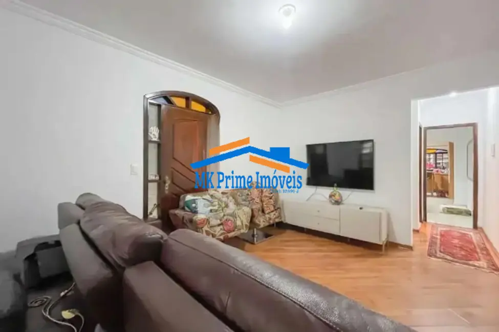 Sobrado com 3 quartos à venda, 234m2 em Cipava, Osasco - SP - imagem 4 Foto 4 de Sobrado com 3 quartos à venda, 234m2 em Cipava, Osasco - SP