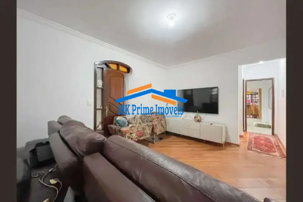 Sobrado com 3 quartos à venda, 234m2 em Cipava, Osasco - SP - imagem 3 Foto 3 de Sobrado com 3 quartos à venda, 234m2 em Cipava, Osasco - SP