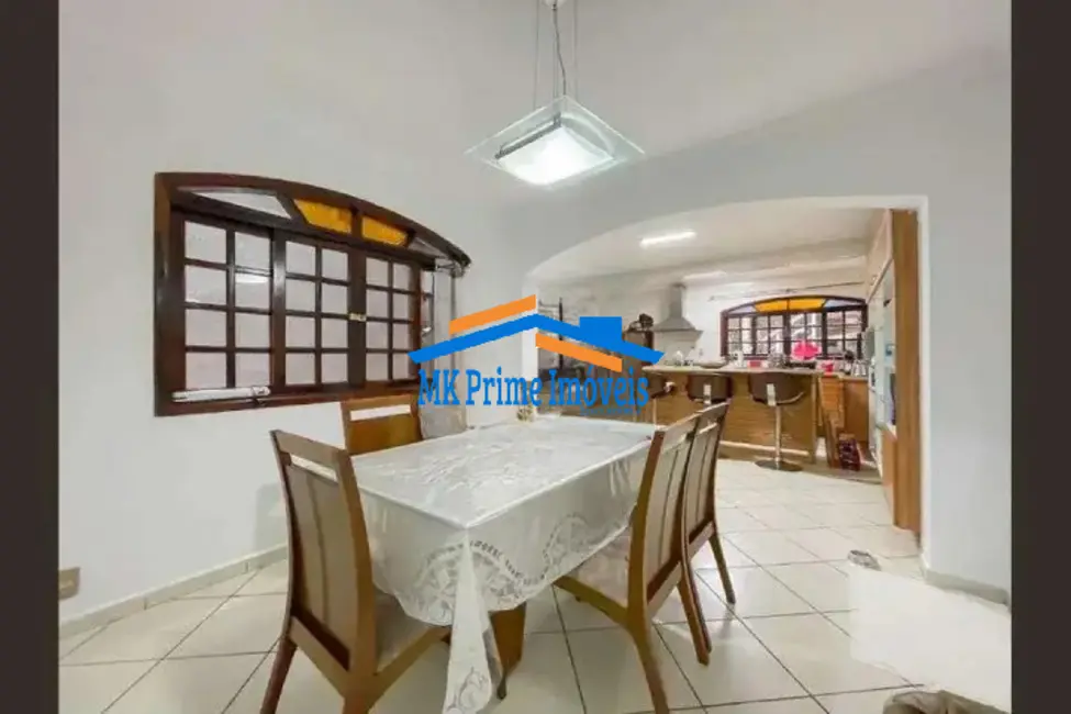 Sobrado com 3 quartos à venda, 234m2 em Cipava, Osasco - SP - imagem 7 Foto 7 de Sobrado com 3 quartos à venda, 234m2 em Cipava, Osasco - SP