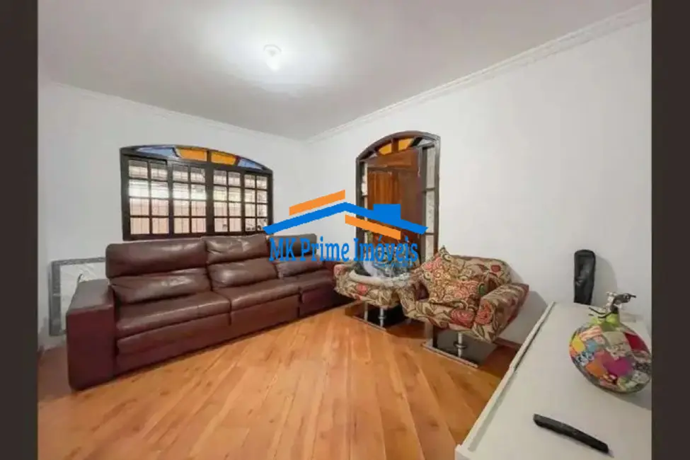 Sobrado com 3 quartos à venda, 234m2 em Cipava, Osasco - SP - imagem 1 Foto 1 de Sobrado com 3 quartos à venda, 234m2 em Cipava, Osasco - SP