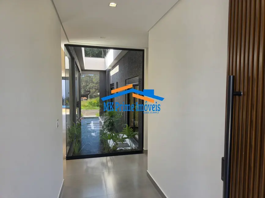 Foto 3 de Casa de Condomínio com 3 quartos à venda, 233m2 em Parque Dom Henrique, Cotia - SP