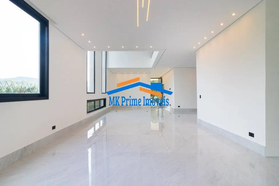 Casa de Condomínio com 4 quartos à venda, 350m2 em Tamboré, Santana De Parnaiba - SP - imagem 7 Foto 7 de Casa de Condomínio com 4 quartos à venda, 350m2 em Tamboré, Santana De Parnaiba - SP