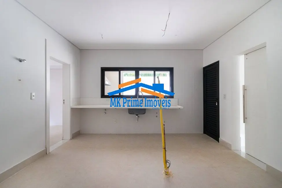 Casa de Condomínio com 5 quartos à venda, 403m2 em Paiol Velho, Santana De Parnaiba - SP - imagem 8 Foto 8 de Casa de Condomínio com 5 quartos à venda, 403m2 em Paiol Velho, Santana De Parnaiba - SP