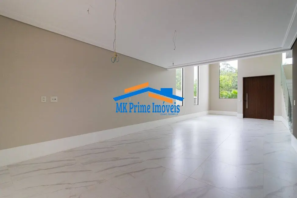 Casa de Condomínio com 5 quartos à venda, 403m2 em Paiol Velho, Santana De Parnaiba - SP - imagem 4 Foto 4 de Casa de Condomínio com 5 quartos à venda, 403m2 em Paiol Velho, Santana De Parnaiba - SP