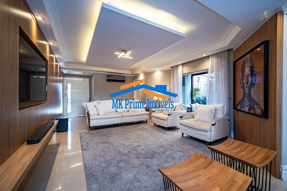 Casa com 4 quartos à venda, 300m2 em Alphaville, Santana De Parnaiba - SP - imagem 8 Foto 8 de Casa com 4 quartos à venda, 300m2 em Alphaville, Santana De Parnaiba - SP