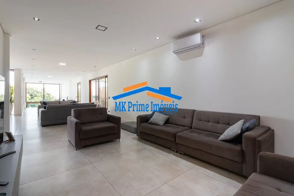 Casa de Condomínio com 4 quartos à venda, 419m2 em Tamboré, Santana De Parnaiba - SP - imagem 4 Foto 4 de Casa de Condomínio com 4 quartos à venda, 419m2 em Tamboré, Santana De Parnaiba - SP