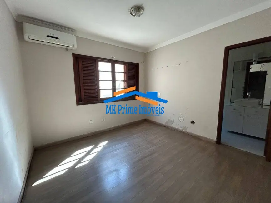 Casa de Condomínio com 3 quartos à venda, 240m2 em Alphaville, Santana De Parnaiba - SP - imagem 7 Foto 7 de Casa de Condomínio com 3 quartos à venda, 240m2 em Alphaville, Santana De Parnaiba - SP