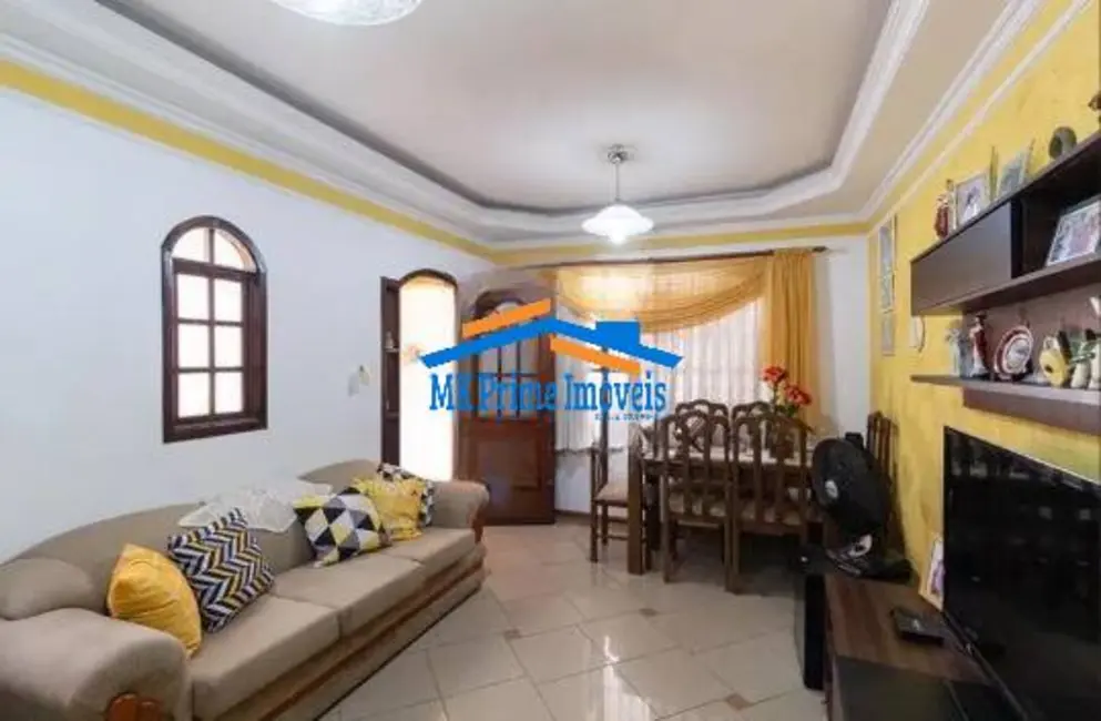 Sobrado com 3 quartos à venda, 237m2 em Cipava, Osasco - SP - imagem 1 Foto 1 de Sobrado com 3 quartos à venda, 237m2 em Cipava, Osasco - SP