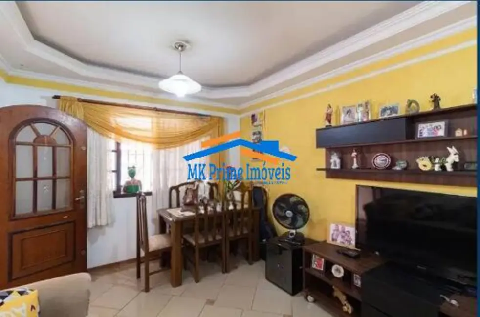 Sobrado com 3 quartos à venda, 237m2 em Cipava, Osasco - SP - imagem 4 Foto 4 de Sobrado com 3 quartos à venda, 237m2 em Cipava, Osasco - SP