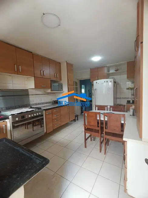 Foto 5 de Casa de Condomínio com 4 quartos à venda, 325m2 em San Fernando Park, Cotia - SP