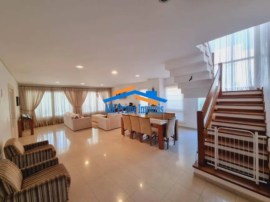 Casa de Condomínio com 4 quartos à venda, 380m2 em Alphaville, Santana De Parnaiba - SP - imagem 5 Foto 5 de Casa de Condomínio com 4 quartos à venda, 380m2 em Alphaville, Santana De Parnaiba - SP
