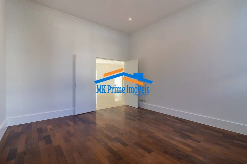 Foto 9 de Casa de Condomínio com 4 quartos para alugar, 592m2 em Tamboré, Santana De Parnaiba - SP