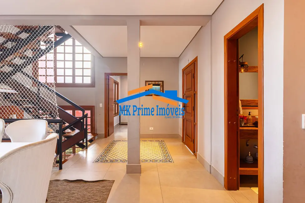 Casa de Condomínio com 4 quartos à venda, 410m2 em Alphaville, Santana De Parnaiba - SP - imagem 4 Foto 4 de Casa de Condomínio com 4 quartos à venda, 410m2 em Alphaville, Santana De Parnaiba - SP