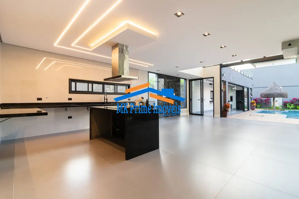 Casa de Condomínio com 4 quartos à venda, 346m2 em Colinas de Parnaíba I, Santana De Parnaiba - SP - imagem 3 Foto 3 de Casa de Condomínio com 4 quartos à venda, 346m2 em Colinas de Parnaíba I, Santana De Parnaiba - SP