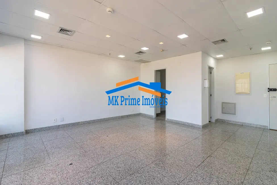 Foto 4 de Sala Comercial à venda, 41m2 em Green Valley Alphaville, Barueri - SP