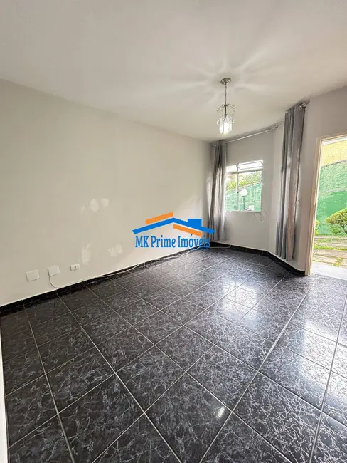 Foto 2 de Casa com 2 quartos à venda, 78m2 em Vila Yolanda, Osasco - SP