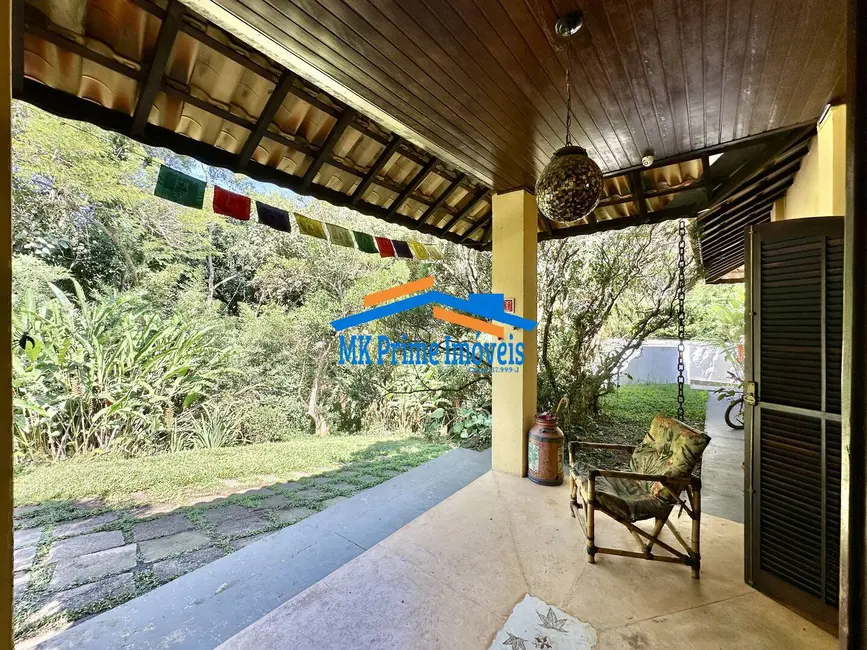 Casa de Condomínio com 5 quartos à venda, 302m2 em Jardim Colibri, Embu Das Artes - SP - imagem 9 Foto 9 de Casa de Condomínio com 5 quartos à venda, 302m2 em Jardim Colibri, Embu Das Artes - SP