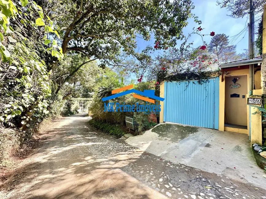 Casa de Condomínio com 5 quartos à venda, 302m2 em Jardim Colibri, Embu Das Artes - SP - imagem 4 Foto 4 de Casa de Condomínio com 5 quartos à venda, 302m2 em Jardim Colibri, Embu Das Artes - SP