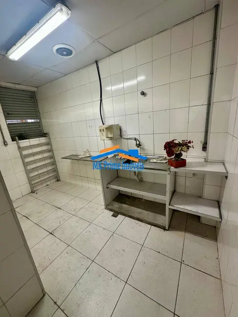 Foto 5 de Sala Comercial para alugar, 300m2 em km 18, Osasco - SP