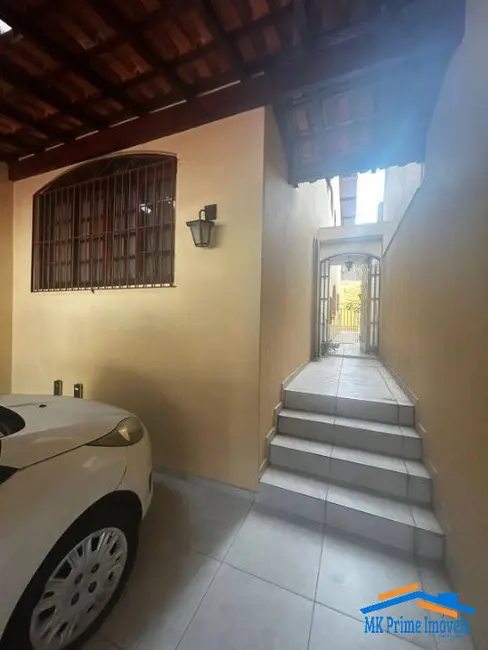 Foto 2 de Sobrado com 3 quartos à venda, 145m2 em Pestana, Osasco - SP