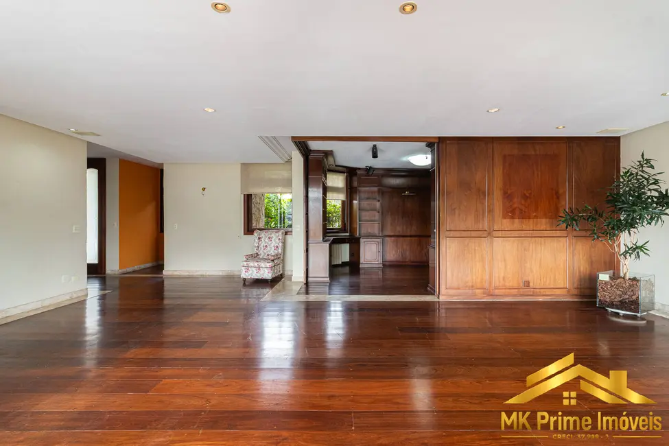 Casa de Condomínio com 4 quartos à venda, 1000m2 em Residencial Tamboré, Barueri - SP - imagem 4 Foto 4 de Casa de Condomínio com 4 quartos à venda, 1000m2 em Residencial Tamboré, Barueri - SP