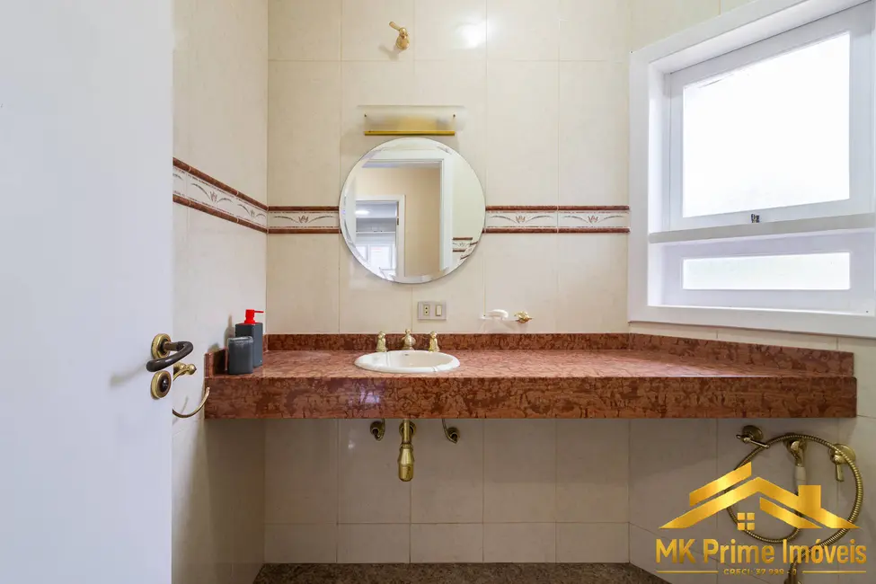 Casa de Condomínio com 4 quartos à venda e para alugar, 415m2 em Residencial Morada dos Lagos, Barueri - SP - imagem 6 Foto 6 de Casa de Condomínio com 4 quartos à venda e para alugar, 415m2 em Residencial Morada dos Lagos, Barueri - SP