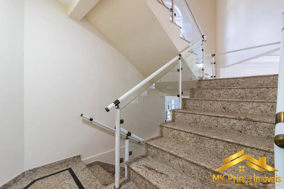 Casa de Condomínio com 4 quartos à venda e para alugar, 415m2 em Residencial Morada dos Lagos, Barueri - SP - imagem 3 Foto 3 de Casa de Condomínio com 4 quartos à venda e para alugar, 415m2 em Residencial Morada dos Lagos, Barueri - SP