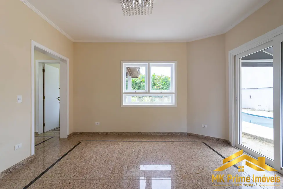 Casa de Condomínio com 4 quartos à venda e para alugar, 415m2 em Residencial Morada dos Lagos, Barueri - SP - imagem 4 Foto 4 de Casa de Condomínio com 4 quartos à venda e para alugar, 415m2 em Residencial Morada dos Lagos, Barueri - SP