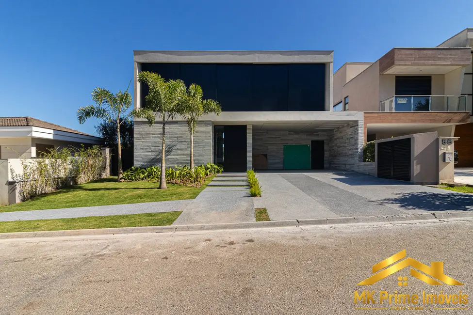 Foto 1 de Casa de Condomínio com 4 quartos para alugar, 410m2 em Alphaville, Santana De Parnaiba - SP