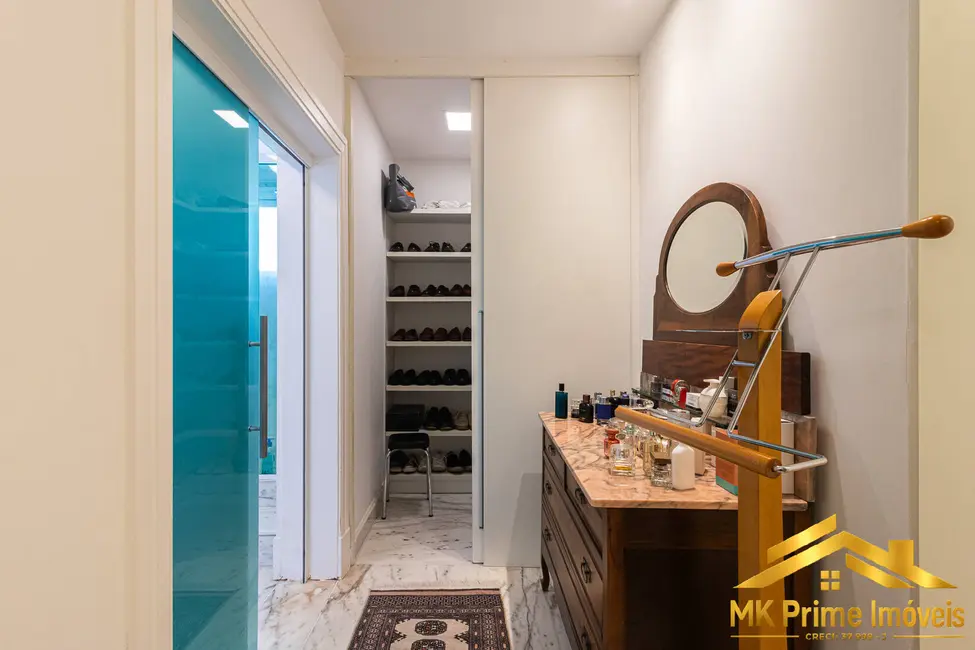 Casa de Condomínio com 4 quartos à venda, 650m2 em Alphaville Residencial Dois, Barueri - SP - imagem 6 Foto 6 de Casa de Condomínio com 4 quartos à venda, 650m2 em Alphaville Residencial Dois, Barueri - SP