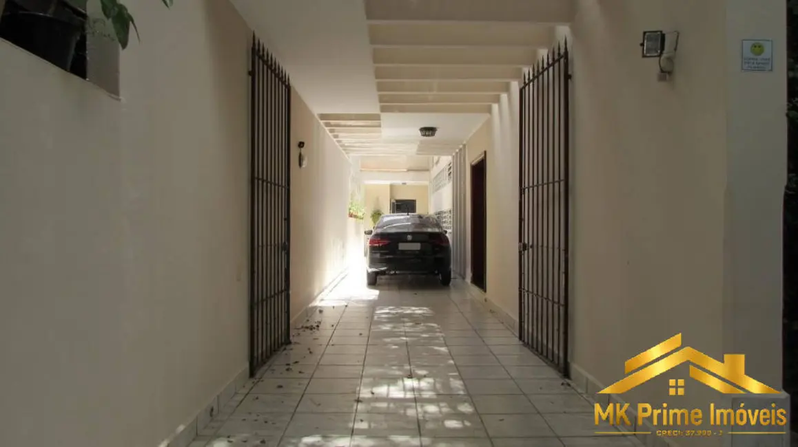 Sobrado com 4 quartos para alugar, 269m2 em Sumaré, São Paulo - SP - imagem 7 Foto 7 de Sobrado com 4 quartos para alugar, 269m2 em Sumaré, São Paulo - SP